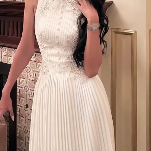 Elegant 2024 White Sleeveless Summer Dress with Lace Rose Embroidery